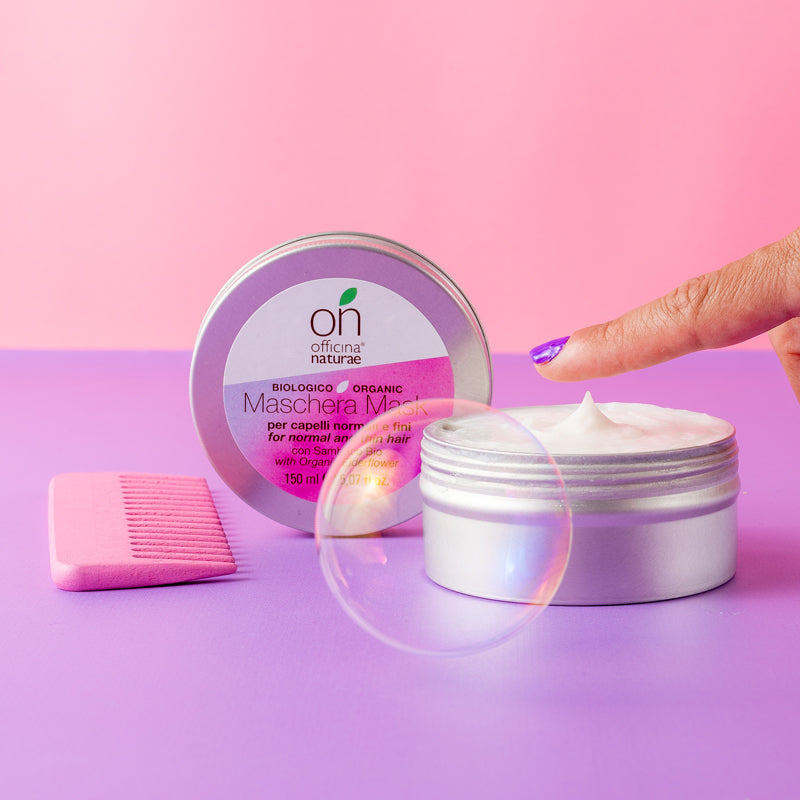 https://cdn.shopify.com/s/files/1/0729/0863/6494/files/ONCS28-014_onYOU_Maschera_CapelliNormaliFini_low_amb3.jpg?v=1684325826